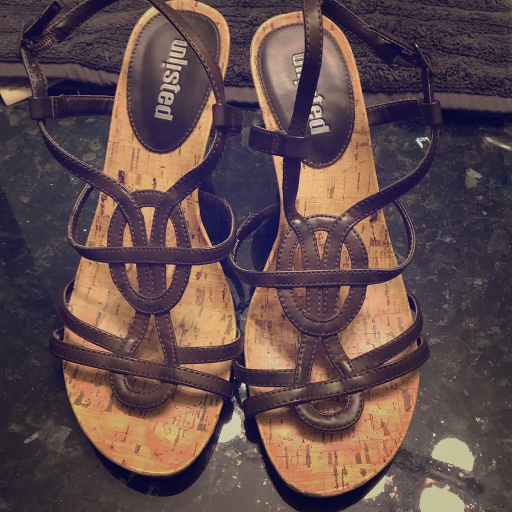 Brown wedges